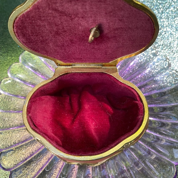 VTG Otaru Japanese Music Box Beautifully Detailed With Precious Rhinestones 💥 - Picture 2 of 9